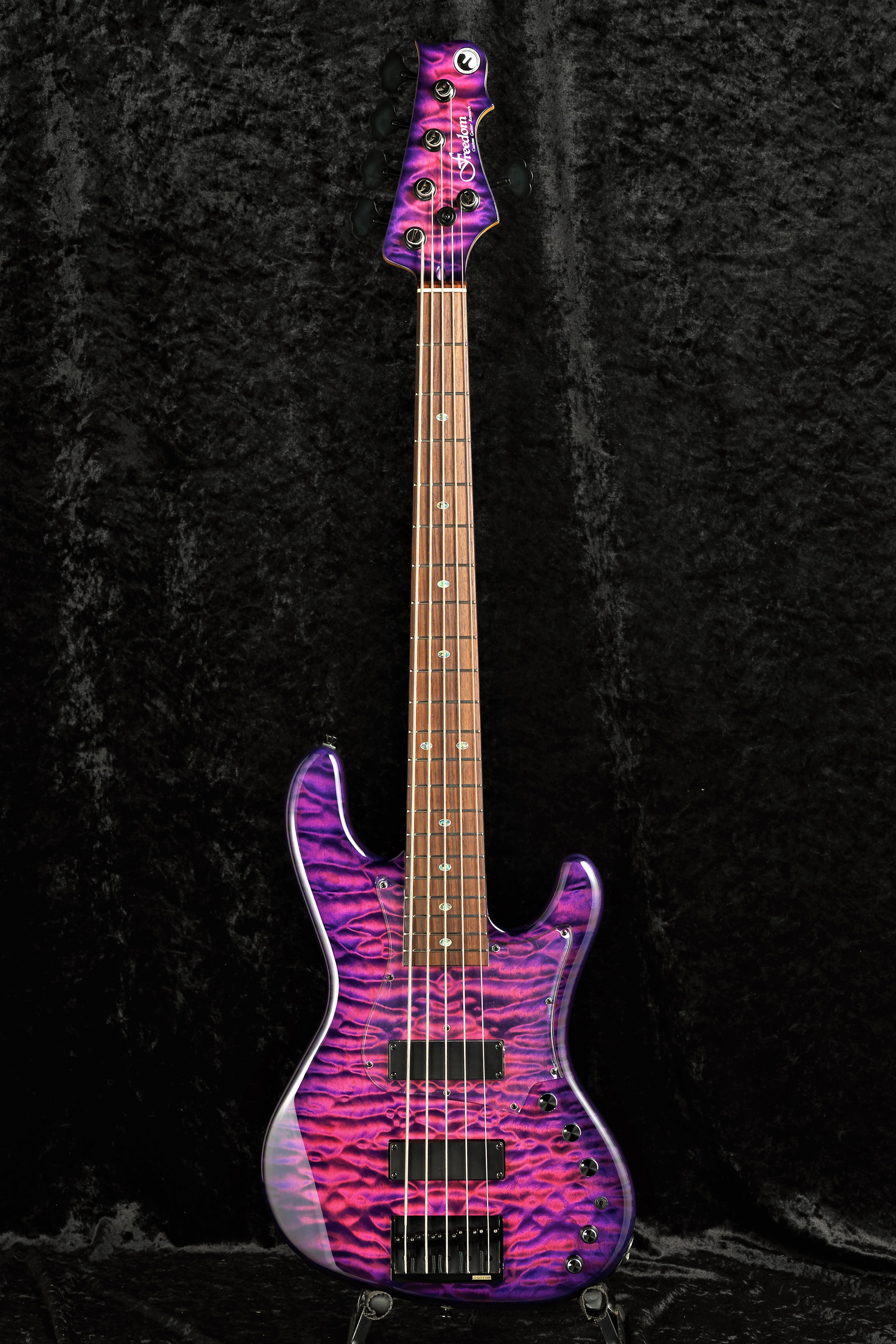 ベース FREEDOM CUSTOM GUITAR RESEARCH RHINO 5st Freedom Custom Guitar Research Rhino 5ST 2021 [Used] - Bella