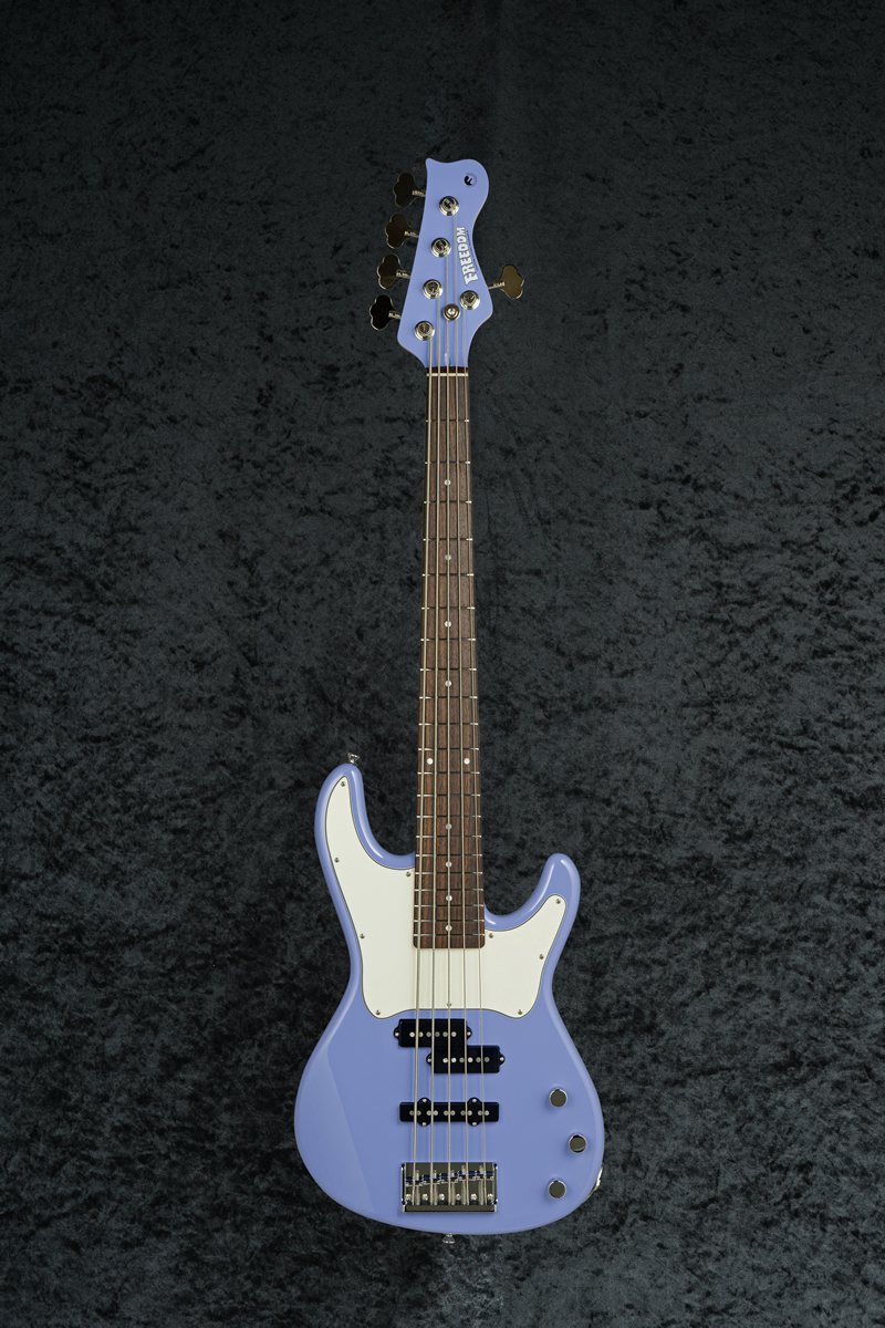 得価セールu48812 FREEDOM CUSTOM GUITAR RESEARCH　Quad Sound Bass PreAmp　限定カラー 中古 プリアンプ
