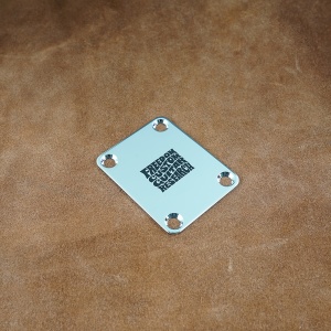 P9_Tone Shift Plate 2mm_Chrome_*旧ロゴ仕様